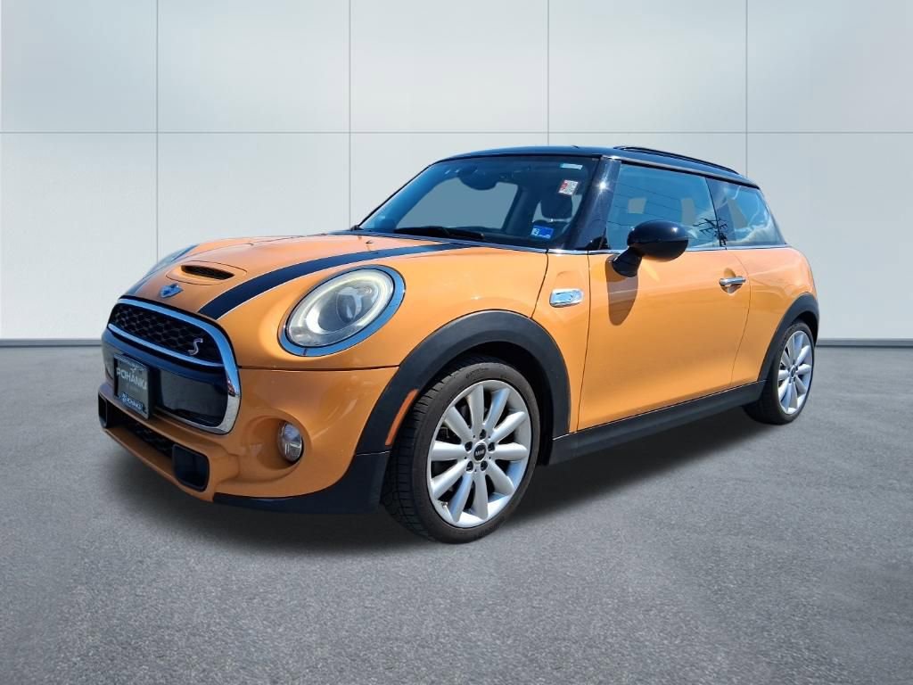 Used 2015 MINI Cooper S image 1