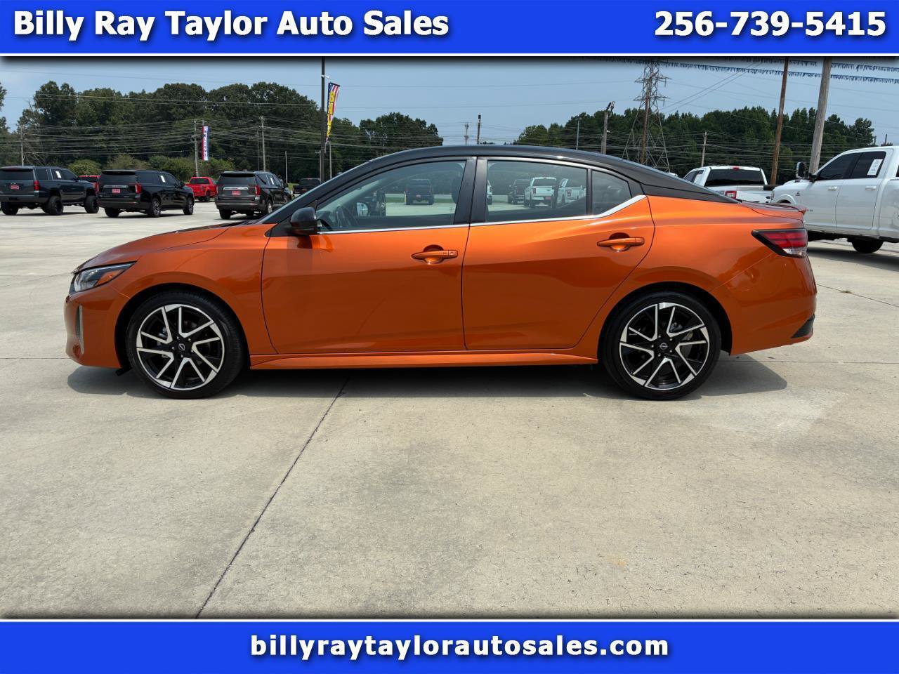 Used 2025 Nissan Sentra SR w/ SR Premium Package FWD image 1