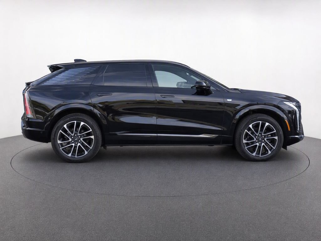 New 2025 Cadillac Optiq Sport 2 AWD/4WD image 8