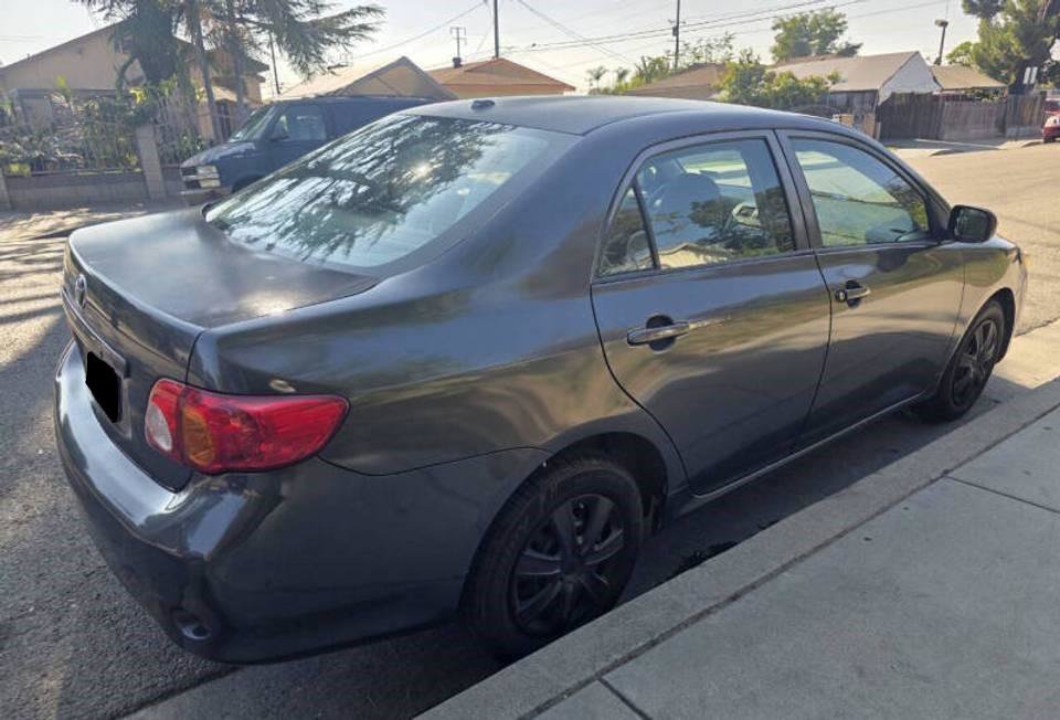Used 2010 Toyota Corolla LE w/ All Weather Guard Pkg FWD image 6