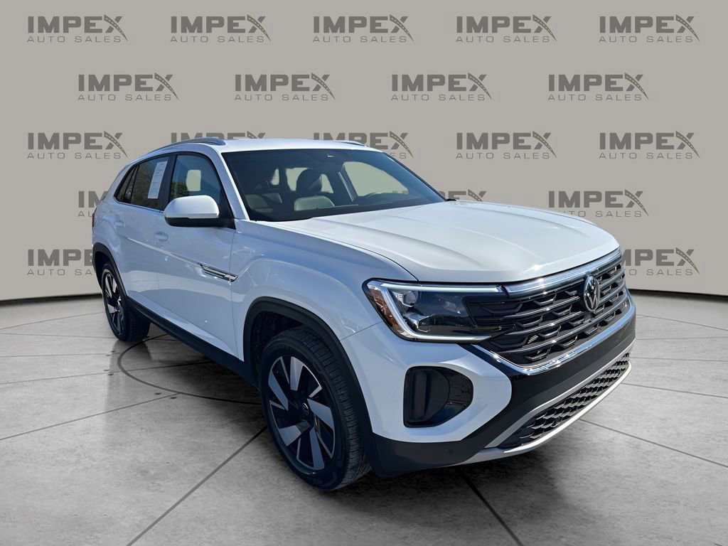 Used 2025 Volkswagen Atlas Cross Sport SE image 7