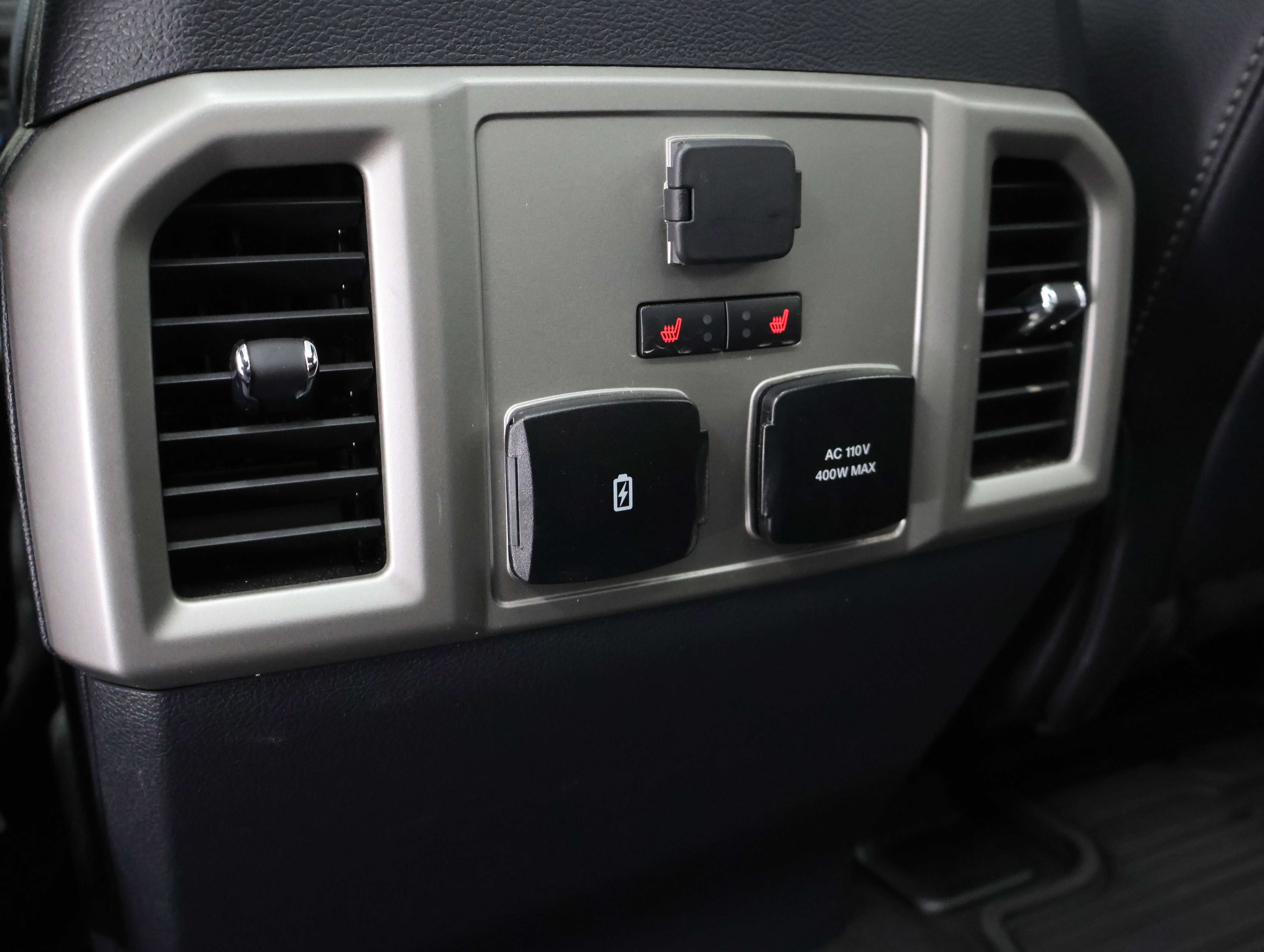 Used 2022 Ford F250 Lariat w/ Tremor Off-Road Package image 10