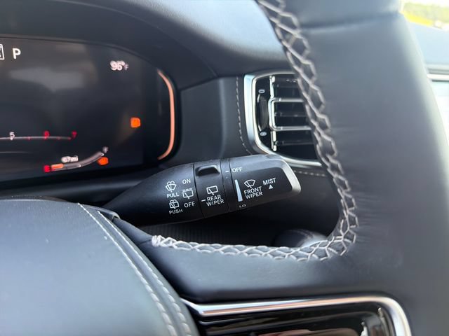New 2026 Jeep Grand Wagoneer Summit AWD/4WD image 19