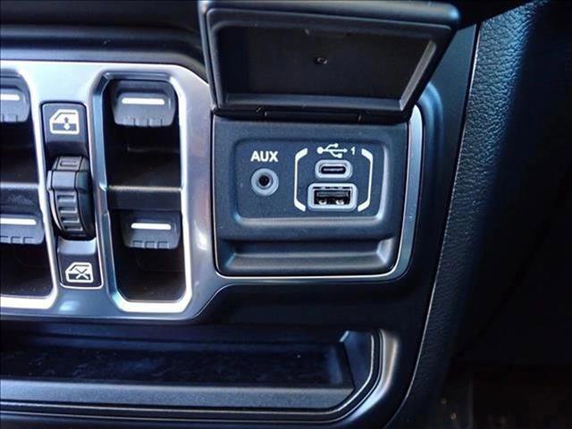 Used 2023 Jeep Wrangler Unlimited w/ Cold Weather Group AWD/4WD image 19