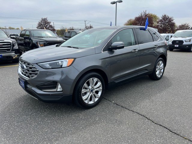 Certified 2022 Ford Edge Titanium AWD/4WD image 3