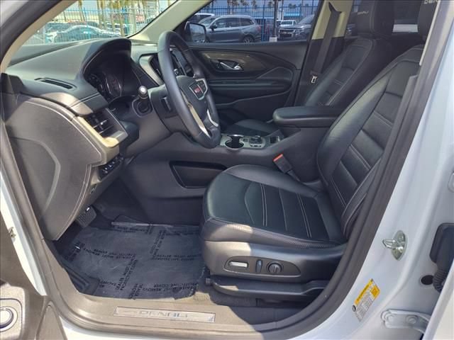 Used 2022 GMC Terrain Denali w/ Denali Premium Package AWD/4WD image 6