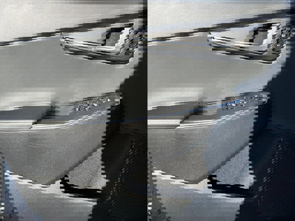 Used 2024 Kia EV6 Light image 22