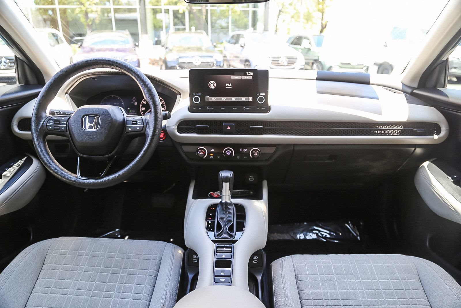 Used 2025 Honda HR-V LX image 10
