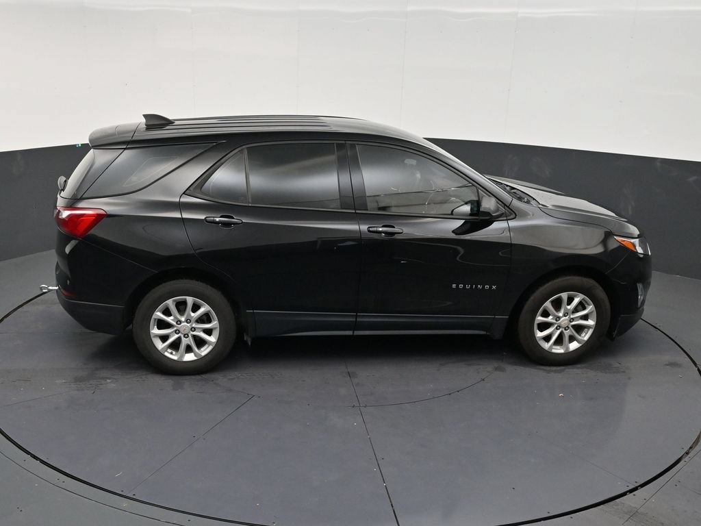 Used 2019 Chevrolet Equinox LS FWD image 16