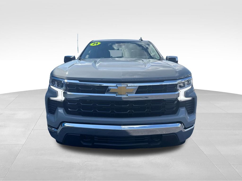 Used 2024 Chevrolet Silverado 1500 LT AWD/4WD image 9