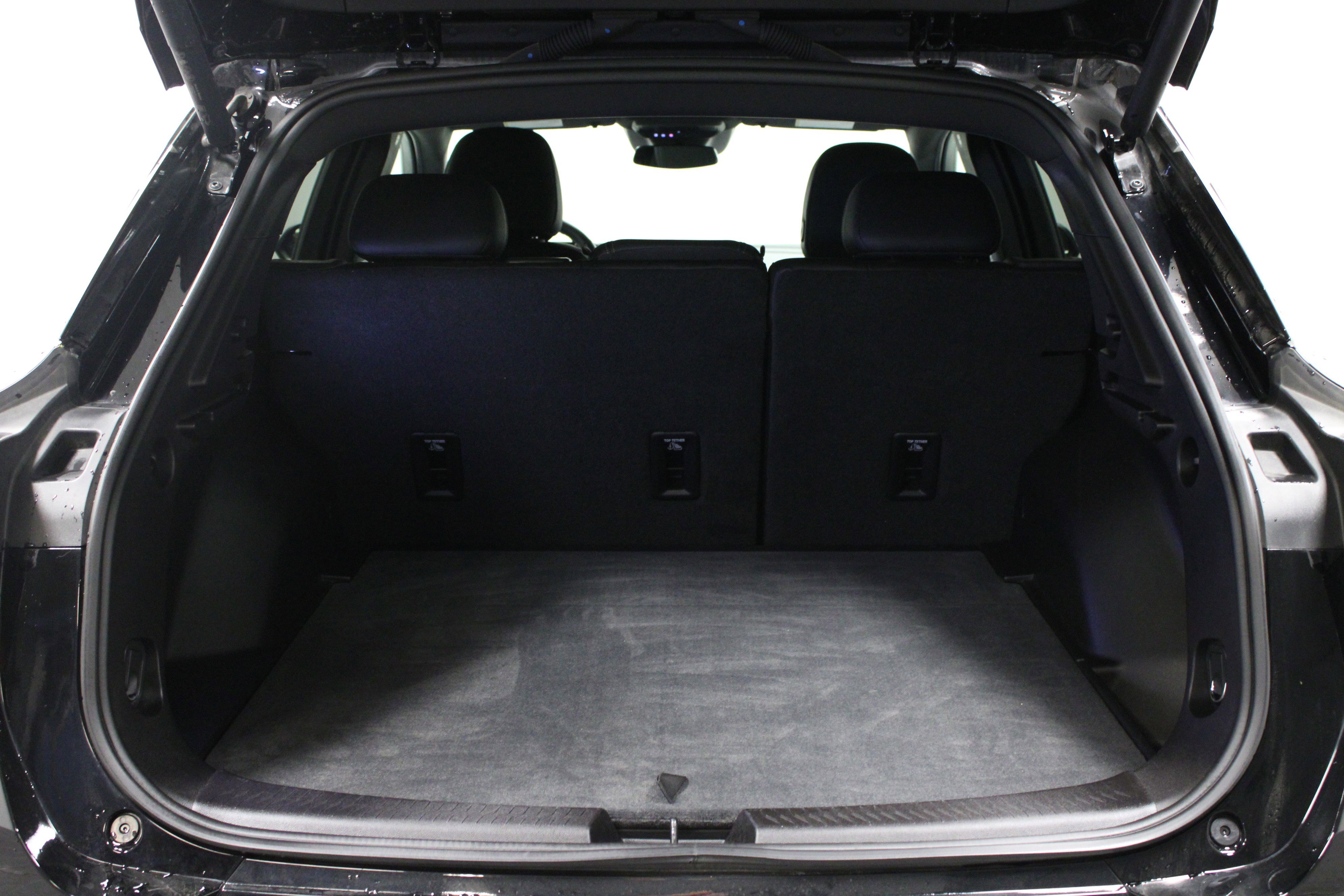 Used 2025 Chevrolet Equinox EV LT w/ Convenience Package image 14