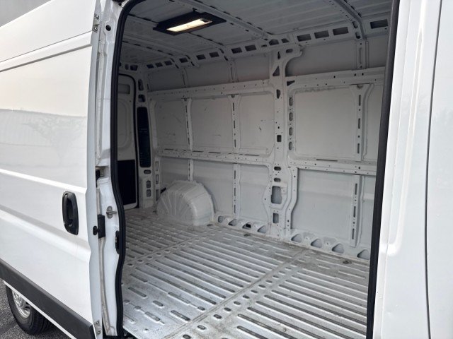 Used 2025 RAM ProMaster 2500 w/ Convenience Group FWD image 23