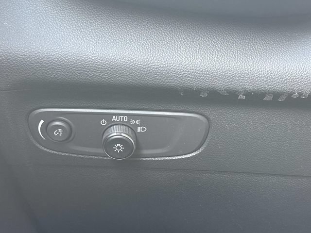 Used 2023 Buick Envision Preferred AWD/4WD image 25