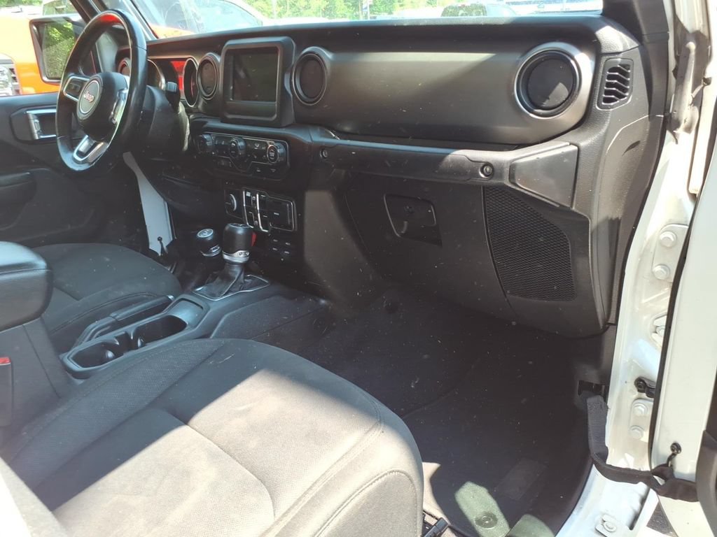 Used 2020 Jeep Gladiator Sport w/ Quick Order Package 24S AWD/4WD image 9