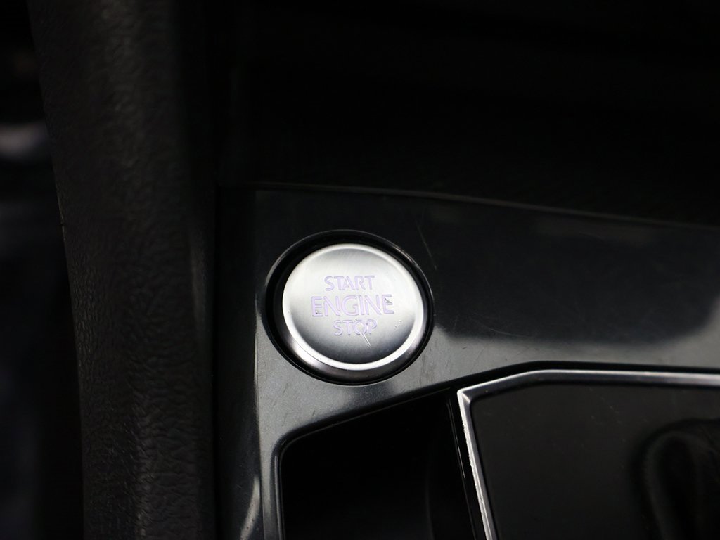 Used 2019 Volkswagen Tiguan SE w/ Panoramic Sunroof Package image 50