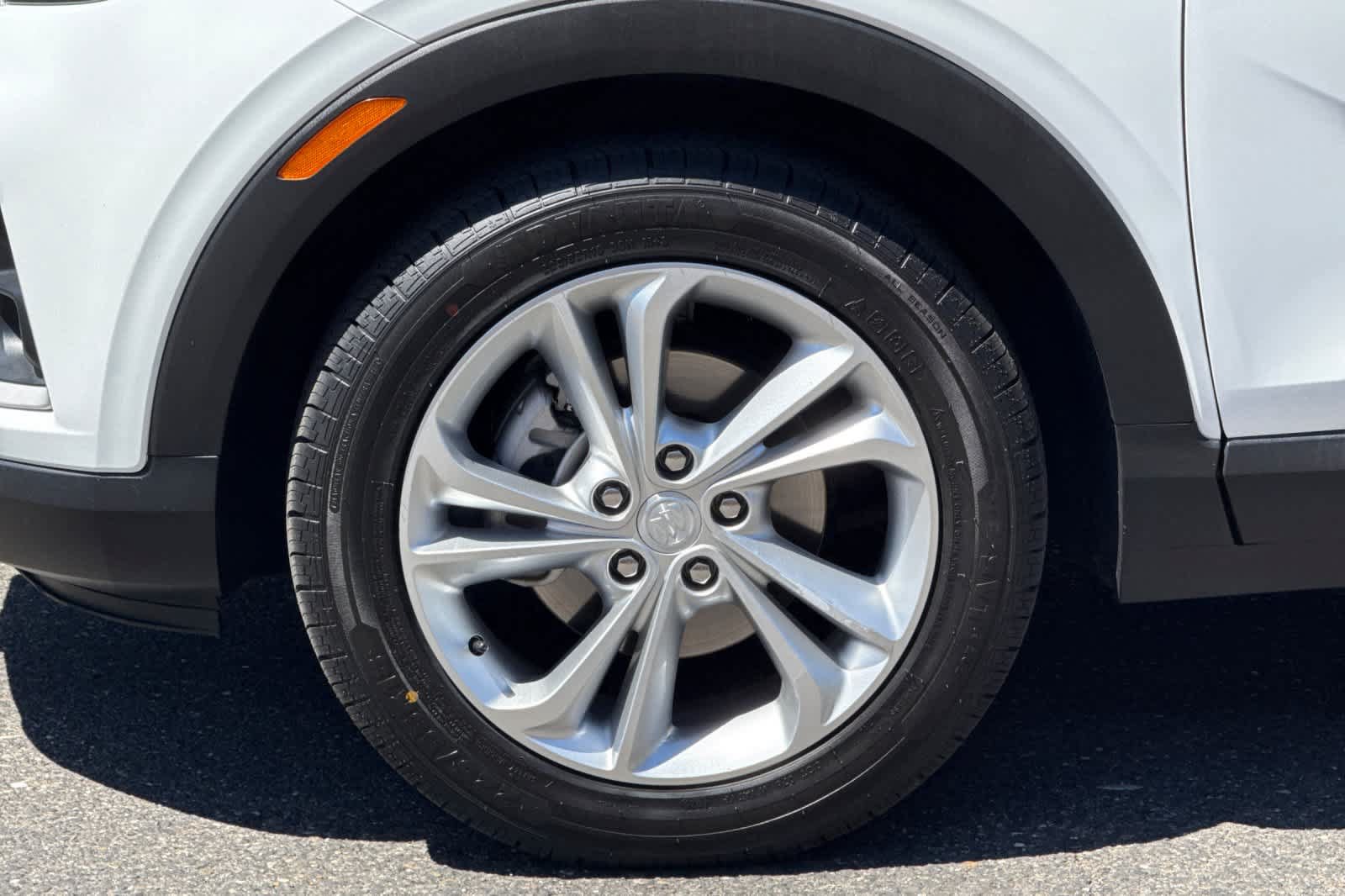 Used 2023 Buick Encore GX Preferred w/ Cold Weather Comfort Package FWD image 25