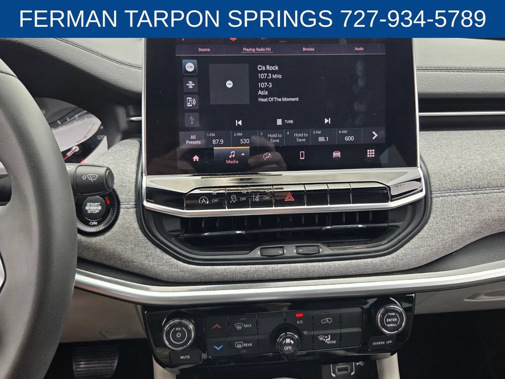 Used 2024 Jeep Compass Latitude AWD/4WD image 27