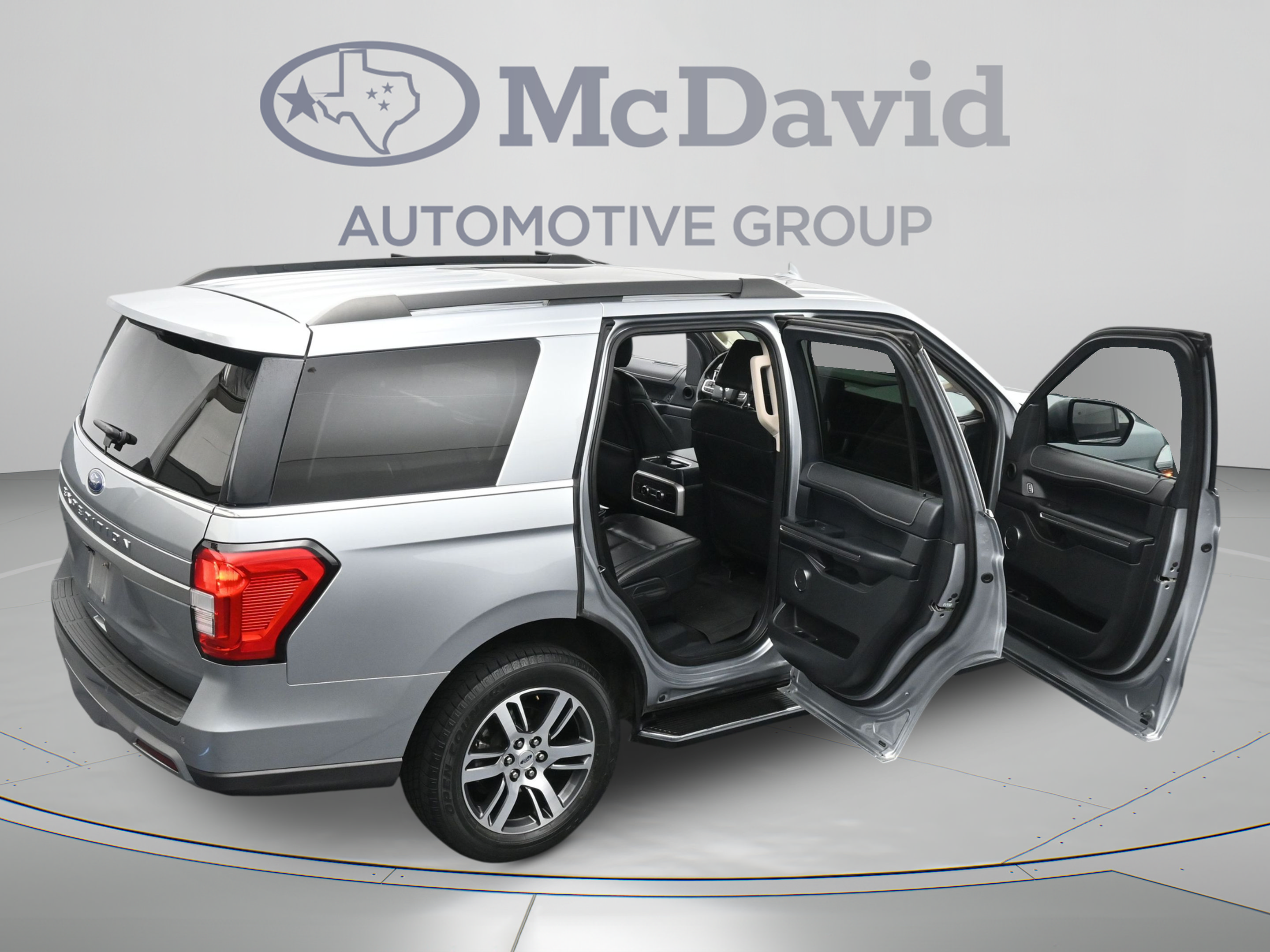 Used 2023 Ford Expedition XLT RWD image 47