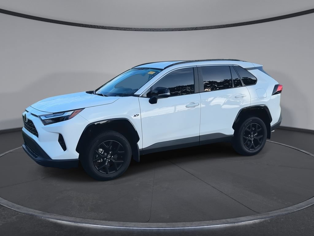 Certified 2025 Toyota RAV4 XLE FWD image 4