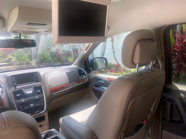 Used 2012 Chrysler Town & Country Touring w/ Entertainment Group #1 image 69