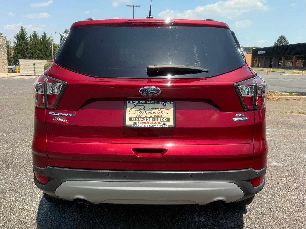 Used 2017 Ford Escape SE w/ SE Leather Comfort Package AWD/4WD image 6