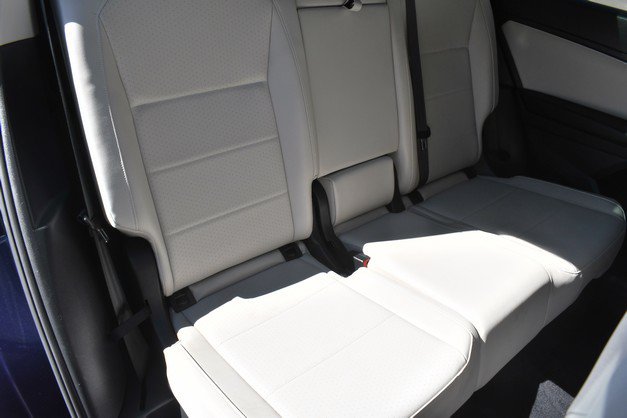 Used 2021 Volkswagen Tiguan SEL AWD/4WD image 29