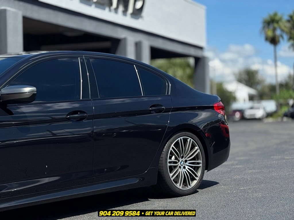 Used 2020 BMW M550i xDrive AWD/4WD image 3