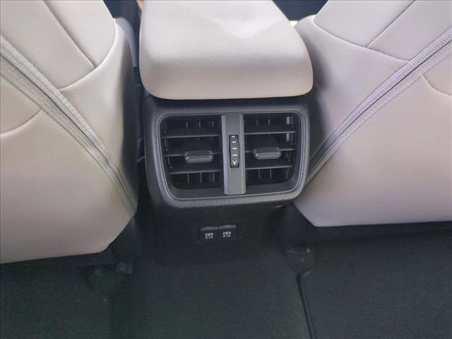 Used 2019 Lexus UX 250h w/ Premium Package image 17