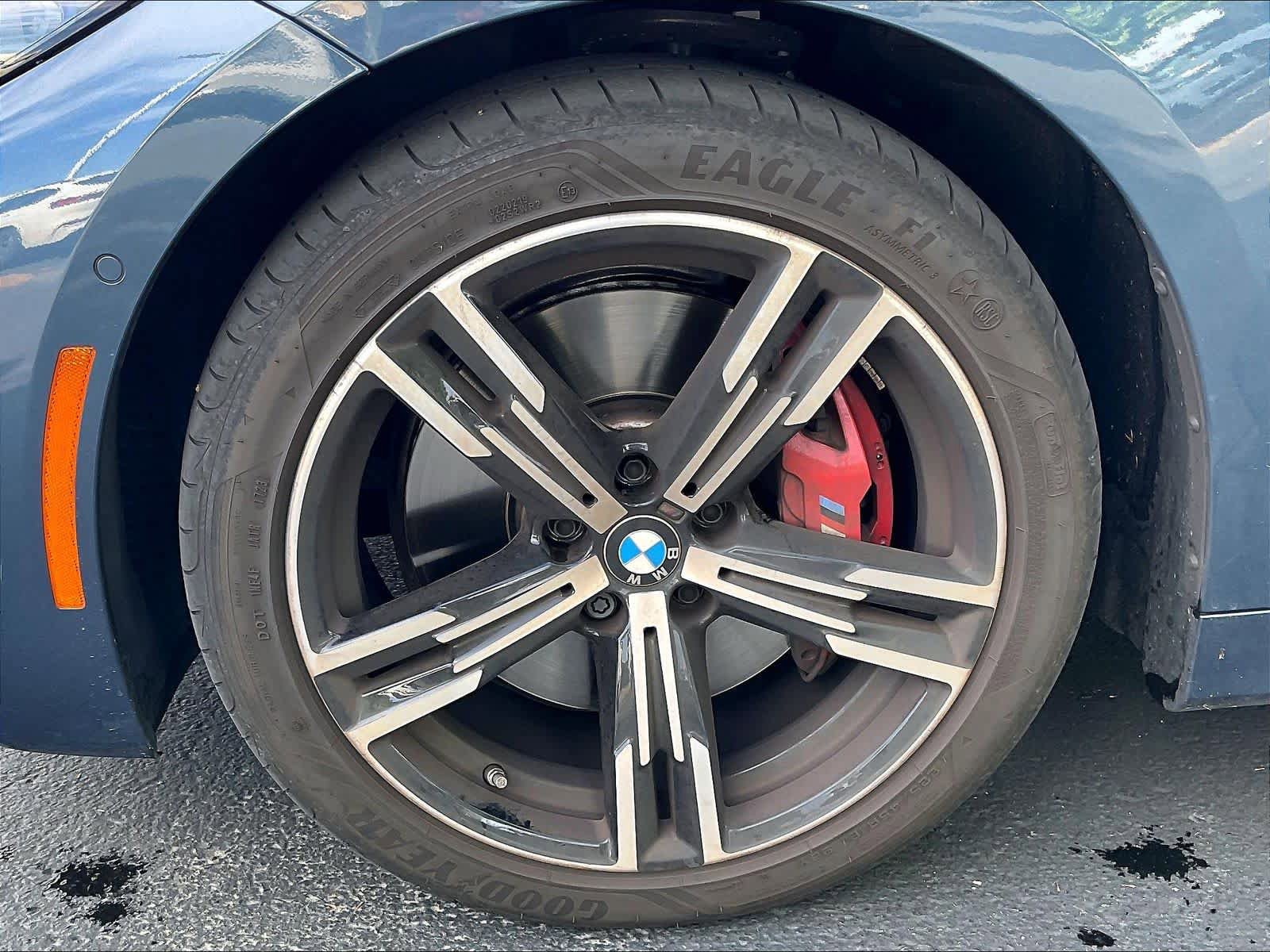 Used 2024 BMW M440i Coupe RWD image 11