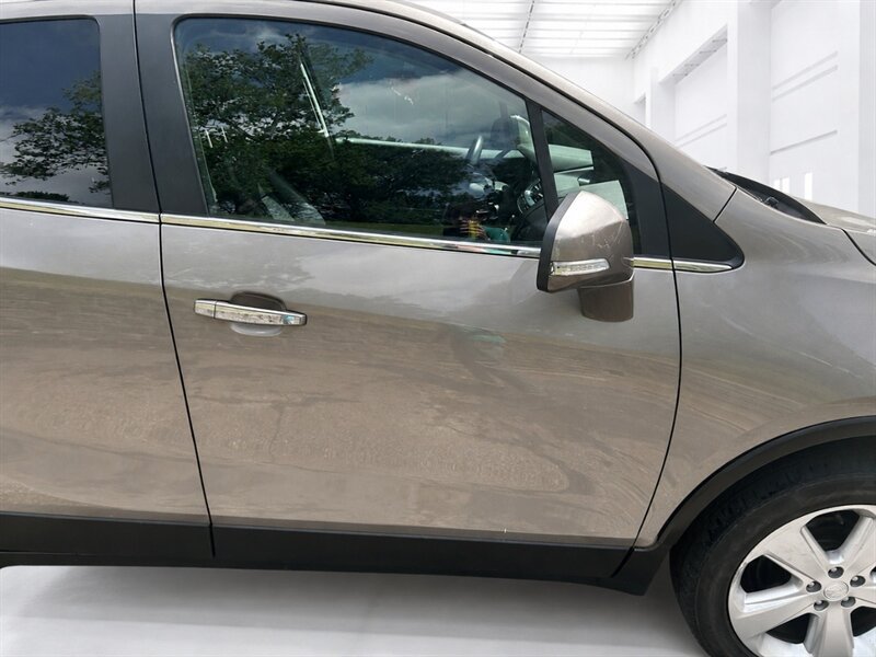 Used 2015 Buick Encore AWD image 24