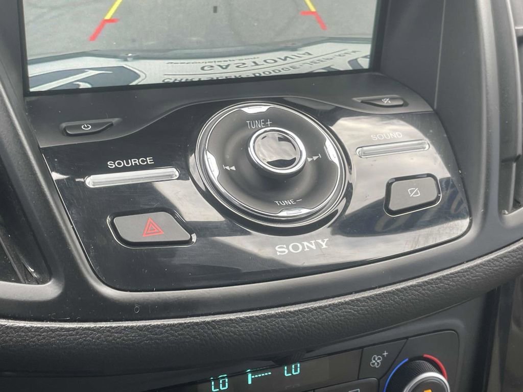Used 2019 Ford Escape Titanium image 37