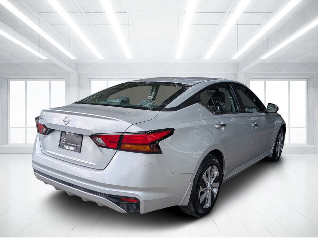 Used 2022 Nissan Altima 2.5 S FWD image 3