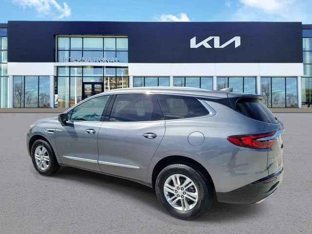 Used 2018 Buick Enclave Essence FWD image 3