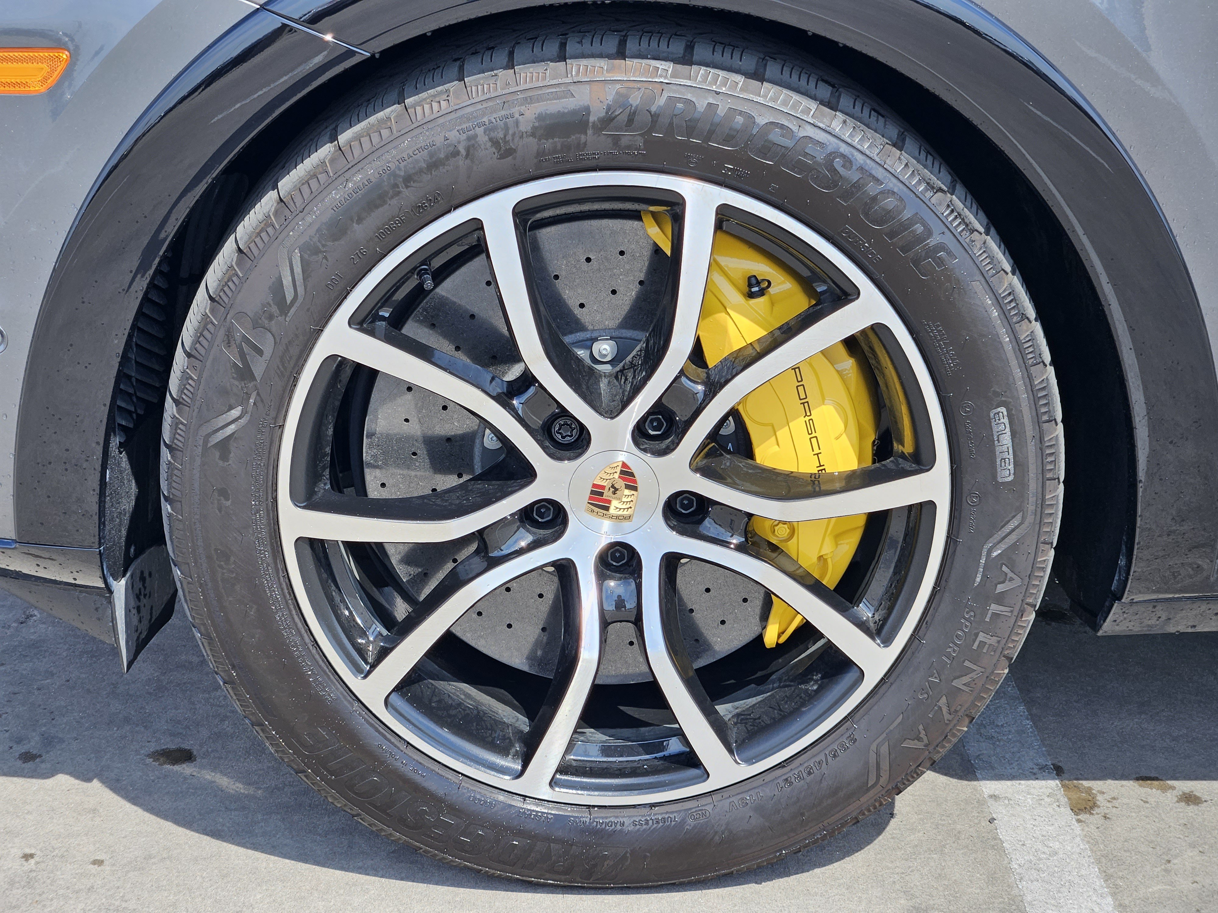 Certified 2025 Porsche Cayenne GTS AWD/4WD image 14