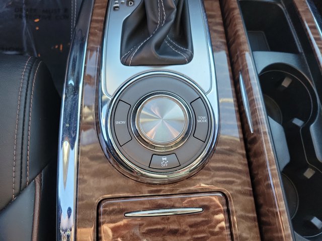 Used 2020 Nissan Armada SL w/ Premium Package image 34