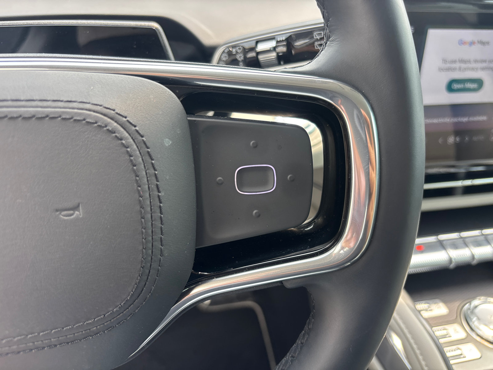 New 2026 Lincoln Nautilus Premier AWD/4WD image 17