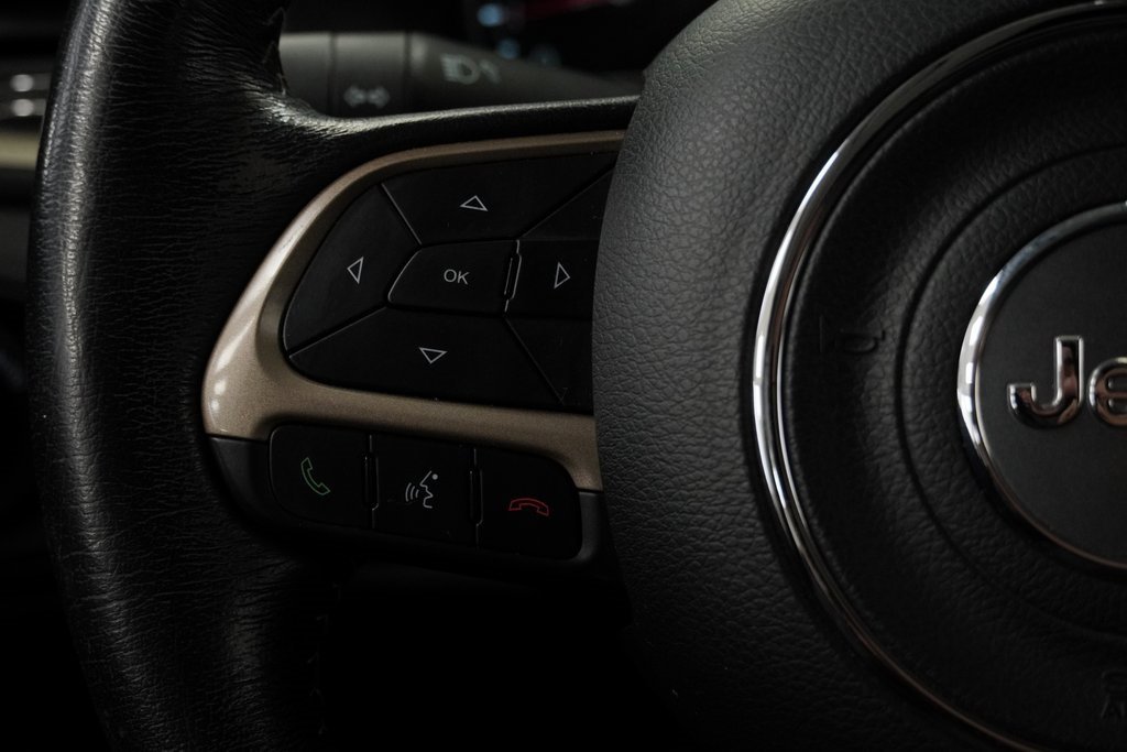 Certified 2017 Jeep Renegade Trailhawk image 42