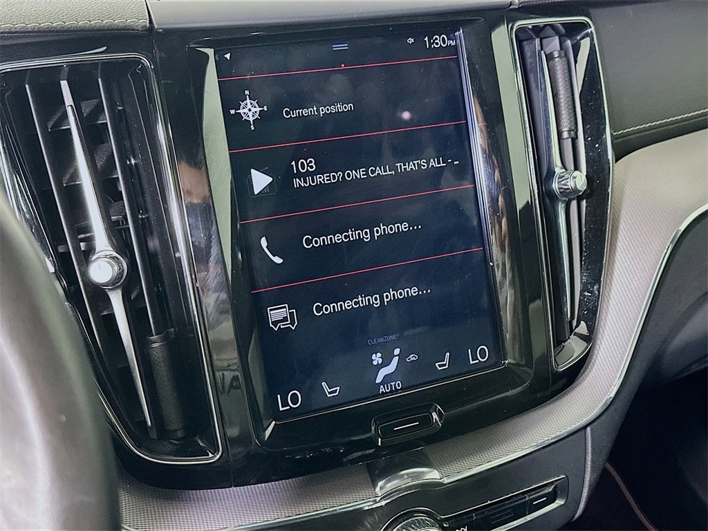 Used 2020 Volvo XC60 T5 R-Design w/ Protection Package Premier image 13