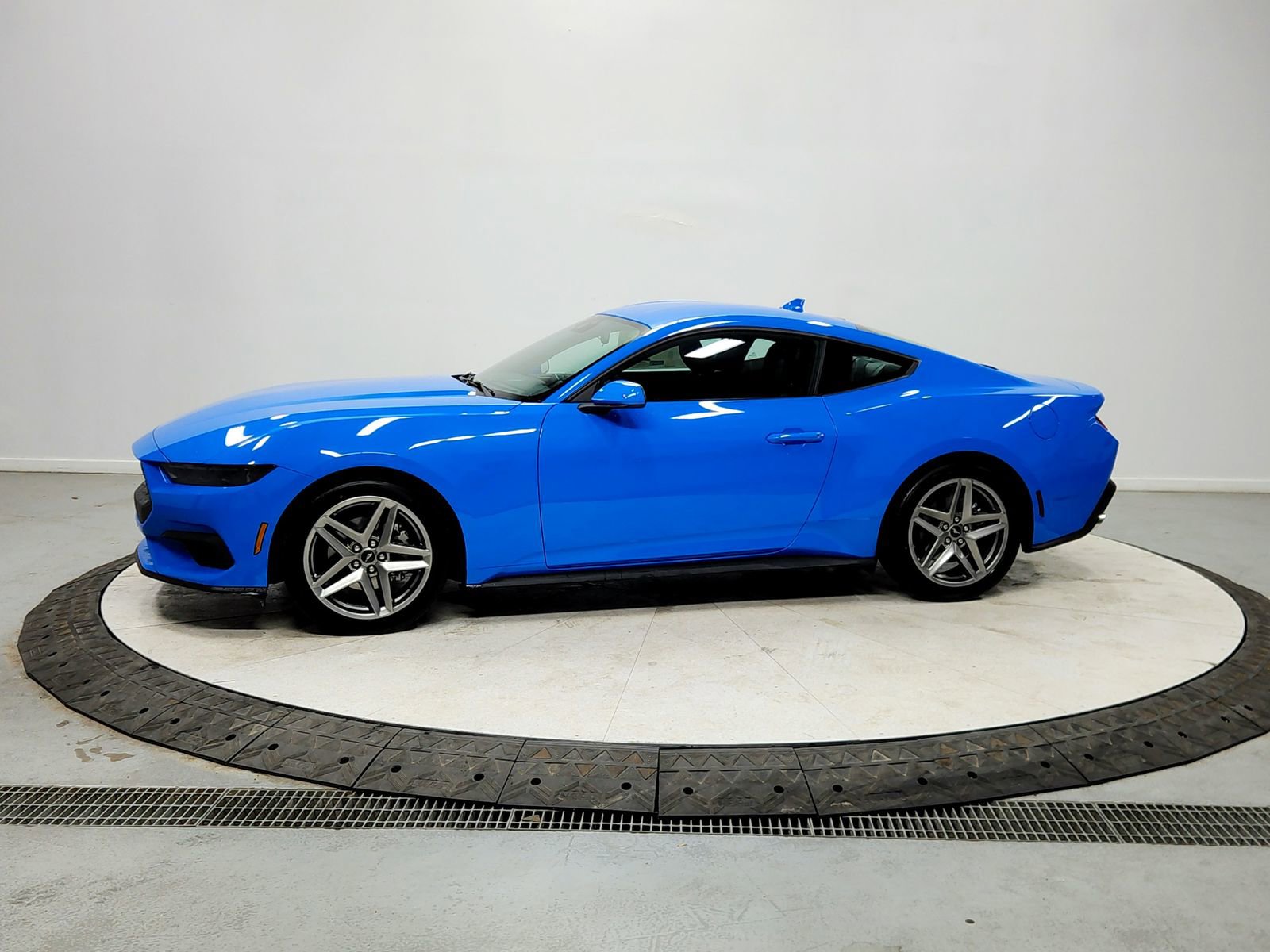 New 2026 Ford Mustang Premium image 4