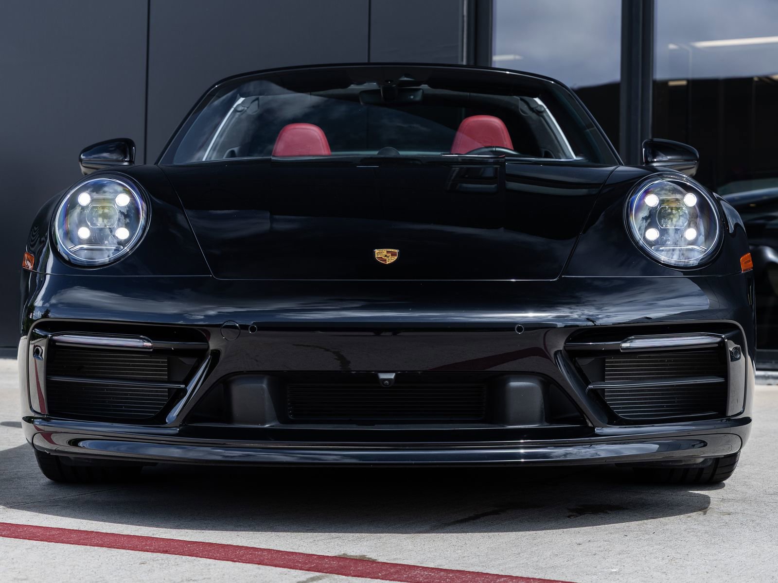 Certified 2024 Porsche 911 Targa 4S image 8