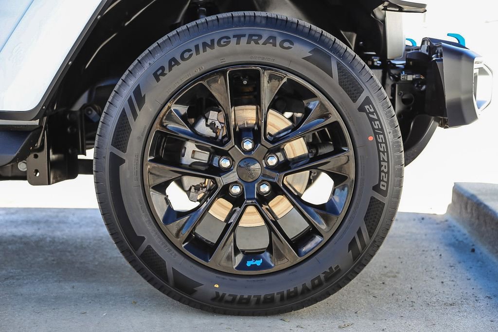 Used 2023 Jeep Wrangler Unlimited Sahara image 11