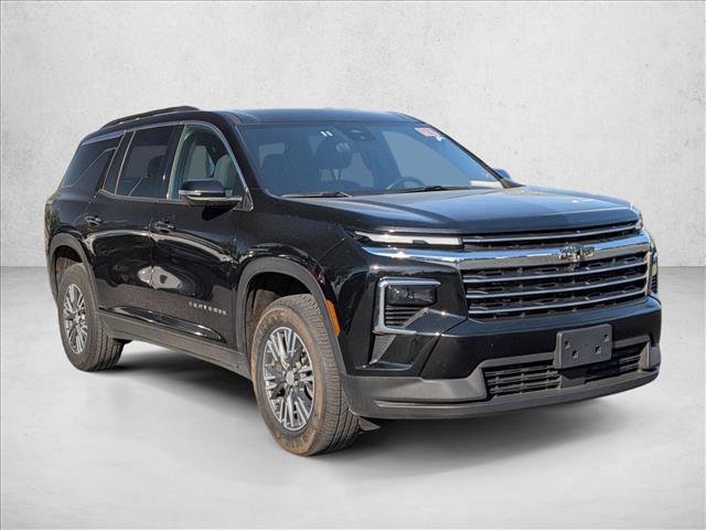 Used 2024 Chevrolet Traverse LT FWD video 3