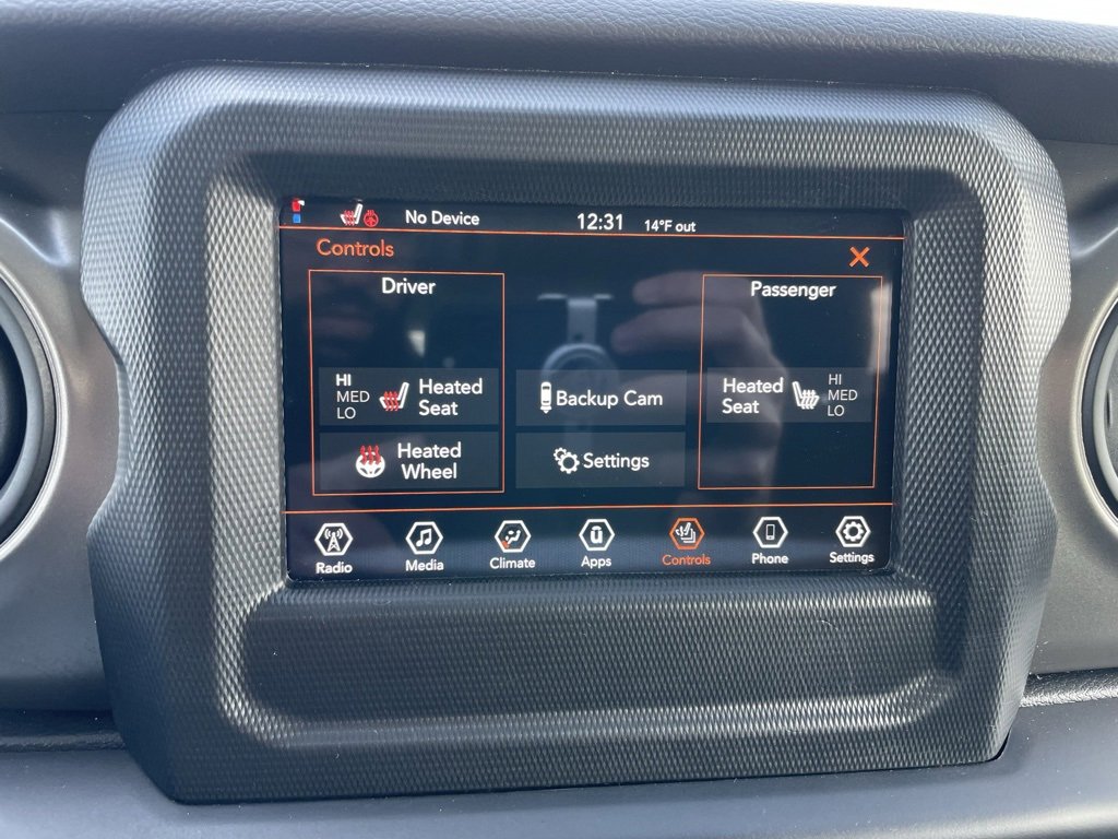 Used 2023 Jeep Wrangler Sport S image 16