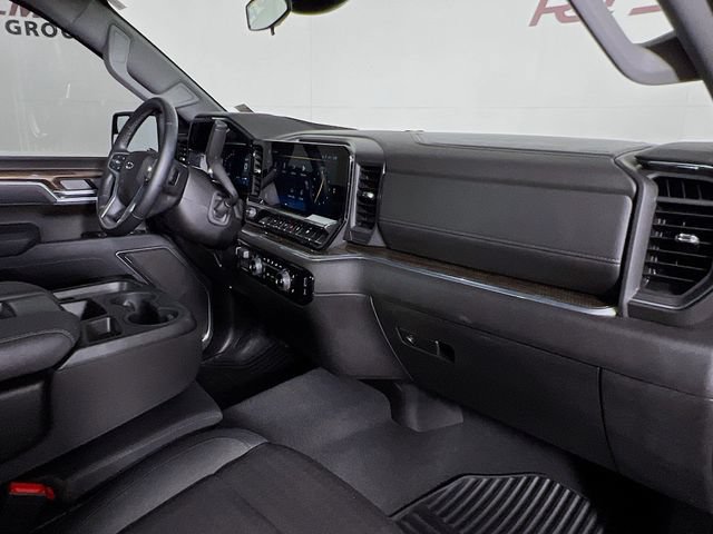 Used 2026 Chevrolet Silverado 1500 RST AWD/4WD image 37