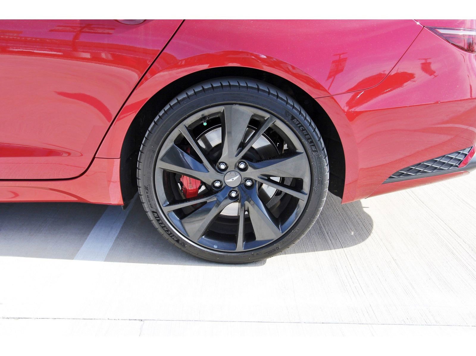 Used 2023 Genesis G70 3.3T w/ Sport Prestige Package image 30