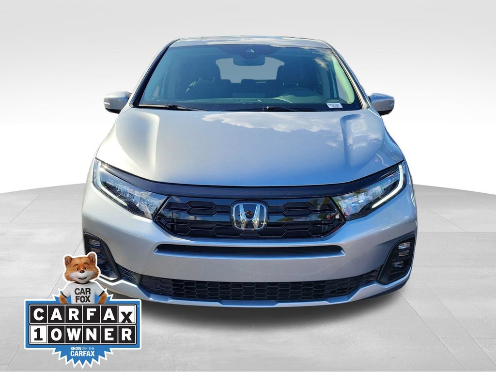 Certified 2026 Honda Odyssey Touring image 8