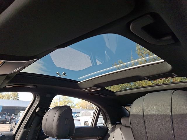 Used 2014 Mercedes-Benz S 550 Sedan image 17