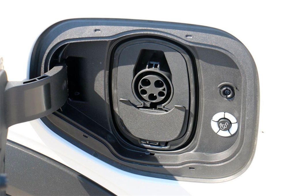 New 2025 Ford Mustang Mach-E Select w/ Comfort Package Lite image 10