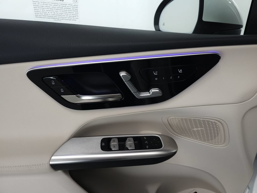 Certified 2026 Mercedes-Benz GLC 300 4MATIC image 6