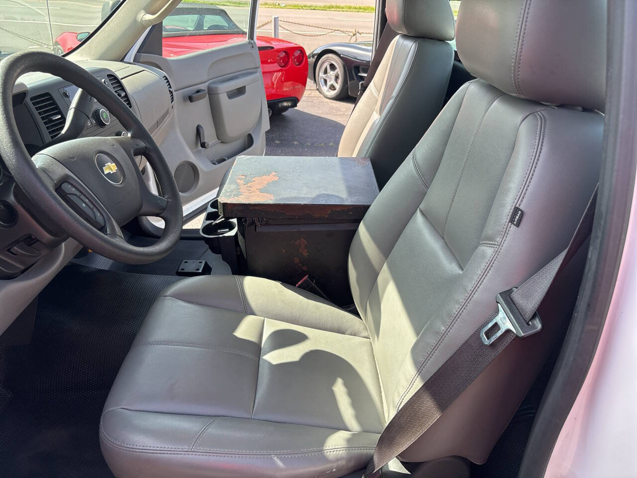 Used 2013 Chevrolet Silverado 1500 W/T RWD image 13